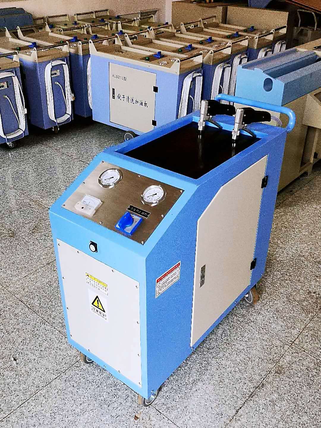 AU521G型錠子清洗加油機(jī)(充電式,低噪音,無(wú)需電線(xiàn))